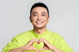 尼格买提的逆袭人生！从新疆少年到央视顶流，其父亲身份大有来头图片