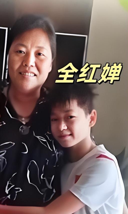 人民日报锐评全红婵捐赠直播收入，释放3大信号，郭晶晶说对了