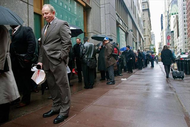 美国4000万人面临断粮！中国已筑牢“反贫”安全防线，成世界榜样