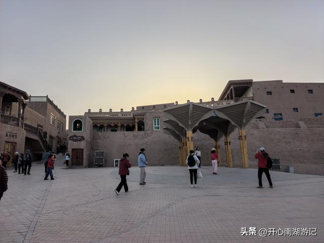 喀什经317到成都，在喀什休整一天，逛喀什古城东区和高台民居