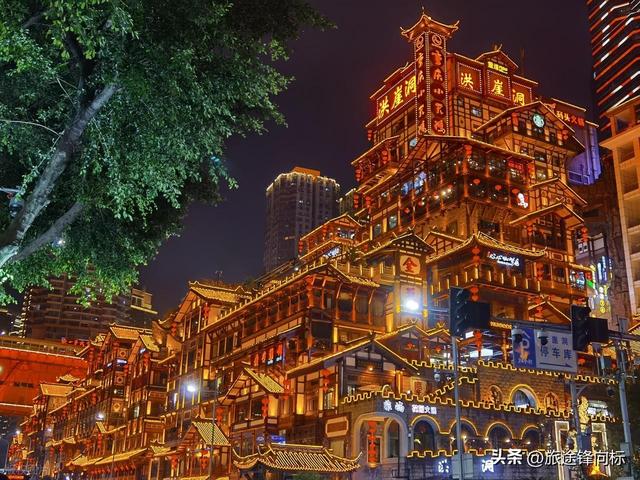 魔幻重庆不迷路，重庆不是导航逛透的，导航管方向，老重庆管细节