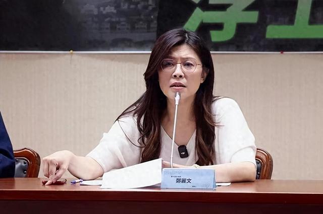 郑丽文最新两岸论述，“九二共识”后加四个字，不是“一中各表”