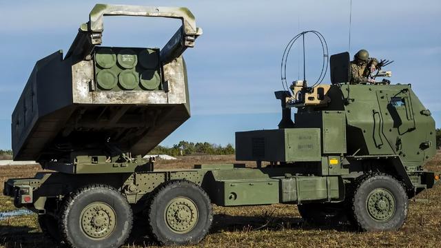 川普闯大祸,中方连发"三个停止",30道通牒发往美国,直接叫停合作