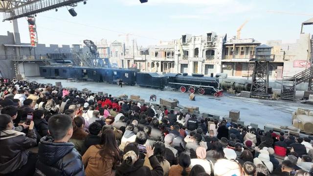 花灯已就位，好戏即将开场！铁道游击队景区邀你共赴璀璨之约