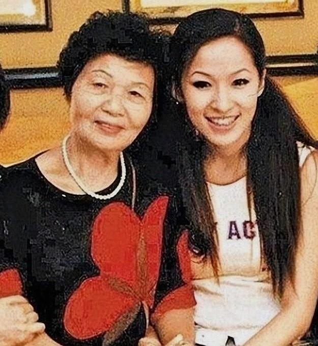 色是一把刃！"纵欲过度"的萧亚轩最终为自己买了单