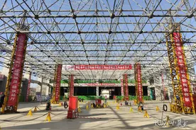 雄忻高铁阜平站率先封顶 老区阜平将迈入高铁时代图片