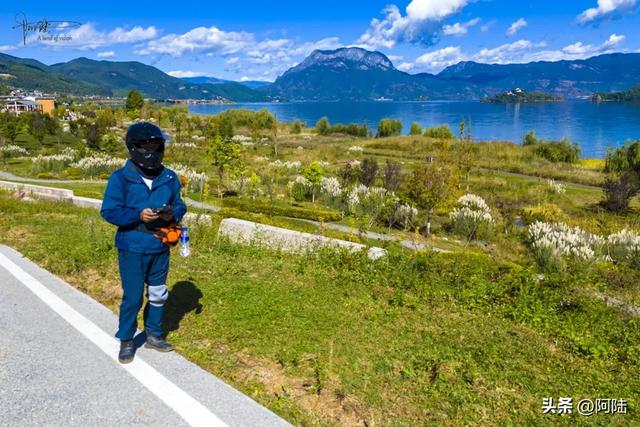 惊艳!曾经只有三户人家的小村子,悄然蜕变成泸沽湖畔的莫奈花园