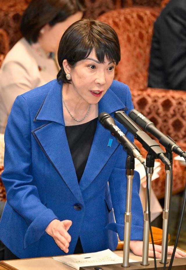 事态升级！解放军对日改口，中方7字定性高市，日本搬出皇后求和