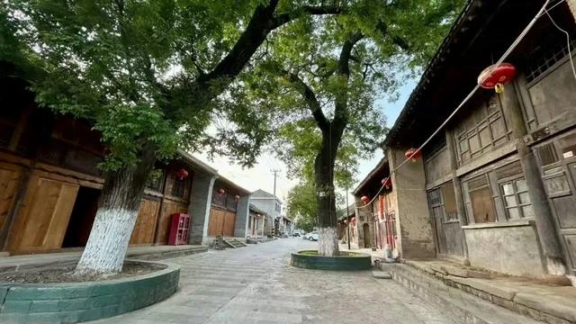 两当村超“狂奔”指南!足球+旅游,这样玩才够“燃”!