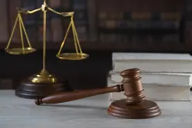 男子称恋爱半年为女方花费320万，分手后起诉要求返还270万！经调解女方返还80万图片