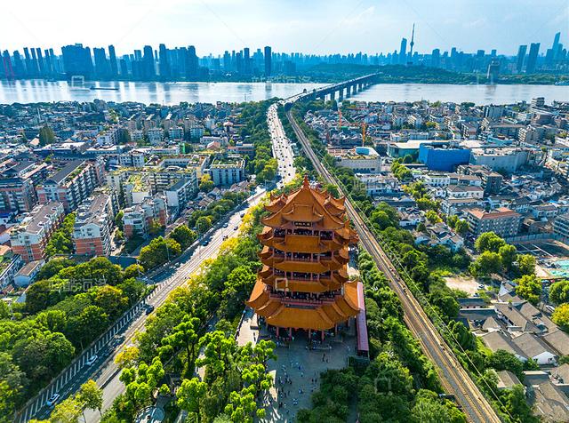 武汉现在困惑了：黄鹤楼与长江大桥，到底谁是本市的第一地标呢