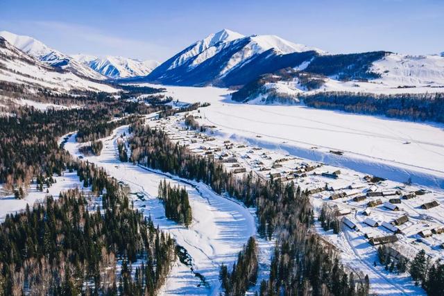 去赏雪，东北和新疆怎么选？速看！