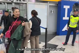 洋媳妇诞双胞胎被婆婆宠上天，举家到亲家陪同！意外不见得是坏事图片