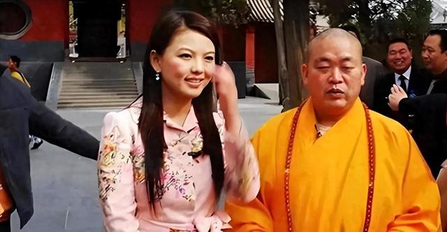 一石激起千层浪！释永信被查第4天，央视主持刘芳菲也受到牵连