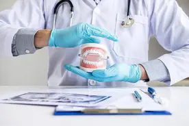 男子拔牙种牙13天后去世，专家提醒8种情况风险较大图片