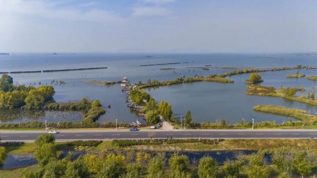 初冬东平湖，最是诗意时