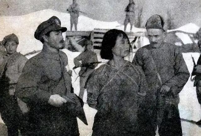 真凶拔掉满脸胡子改名	，观看《刘胡兰》心存侥幸，却不知难逃法网