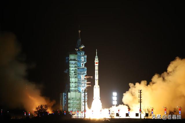 女航天员飞往太空前，为什么要吃避孕药？这是为了防止发生什么？