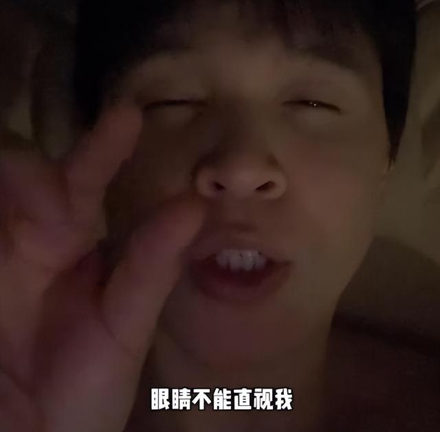 踢到铁板！印度高种姓上海旅游，觉得自己很厉害，其实啥也不是