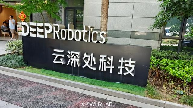 韩国人炸锅！中国机器人在韩国爆红，订单迅速飙升，海外圈粉无数