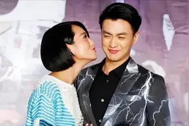 一张照片，揭开了朱丹婚姻的真相，难怪章子怡“频频示爱”周一围图片