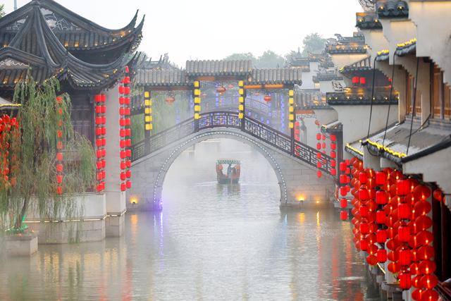 临清东宛园：暑期狂欢醉游人
