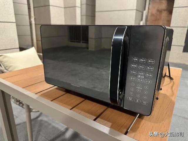 微波炉哪个牌子好？排行榜十大品牌拆解大放送，好用又实惠