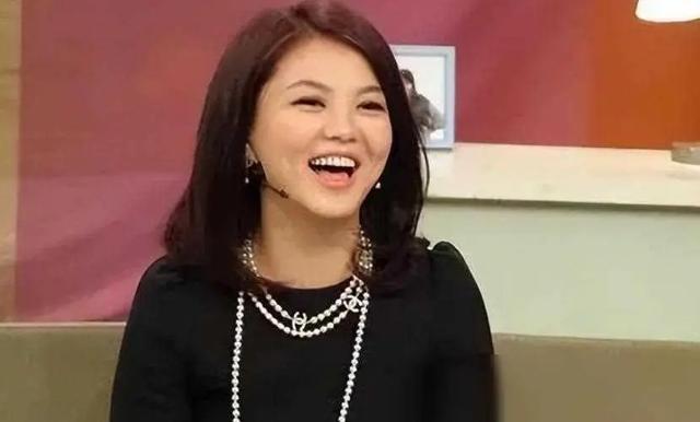 王岳伦也没想到，李湘捧在手心的女儿王诗龄，竟给她惹了个大麻烦