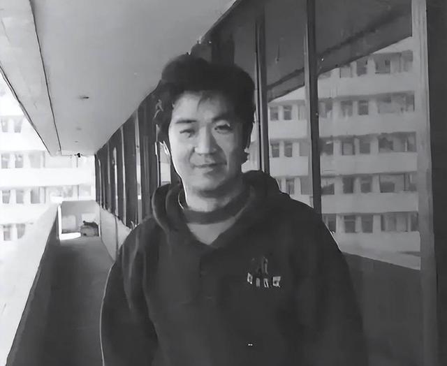 夫妻本是同林鸟，但抱歉，这一次邓婕也救不了晚节不保的张国立