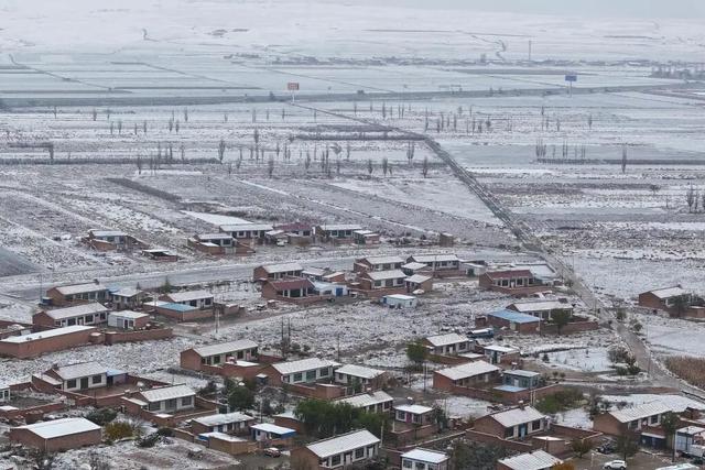 图说中国|雪落千山，解锁各地初冬诗意