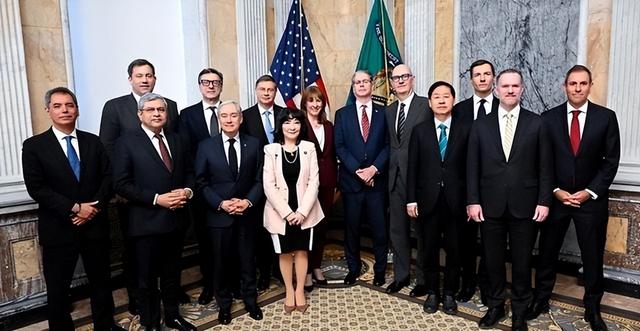 内讧升级！日官员清醒：若中国动用核武器	，挨一发东京就玩完