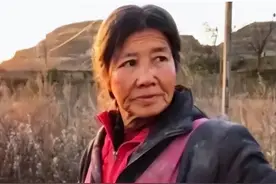 甘肃60岁流浪女人，捡垃圾5年建了一座城堡，建成后却“消失”了图片