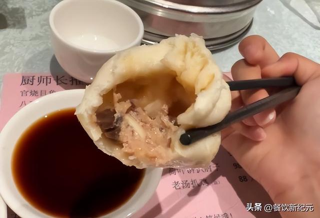 天津的人嘴真严啊，去天津吃了1次狗不理包子，再也没有第2次了