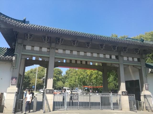 【武汉市】武汉旅游景区景点漫游 #小黄人抖音生活日记
