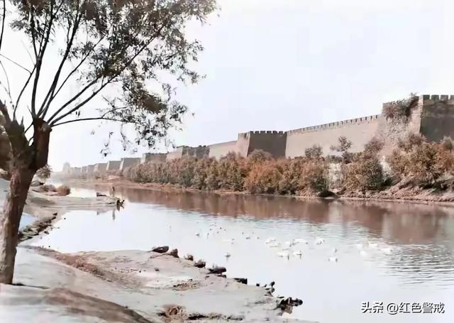 1923年，一名瑞典人来到中国，拍到了完整的北京城墙！太壮观了