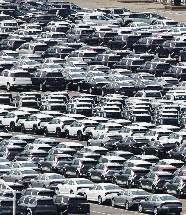 震惊！荷兰强接安世，中国反手一招！几分钱芯片撕开中欧制造真相