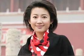 央视美女主持王小丫：二婚嫁大13岁副国级，如今无儿无女风韵犹存图片