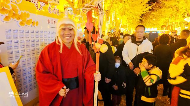 金色长廊映秦州，黄金大道引客来！