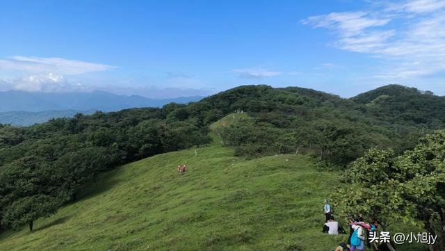 两次本溪南岭徒步记｜高山草甸，湖池松林，我被南岭种草