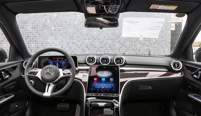 2025款奔驰C级价格分析_奔驰c级选装抬头显示_奔驰C级优惠