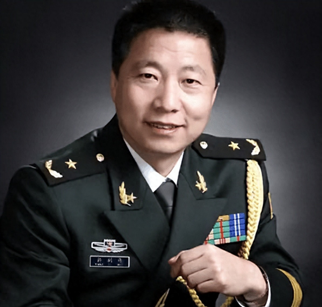 发射倒计时！神舟二十一号准备出征，3名老航天员有机会出差吗？