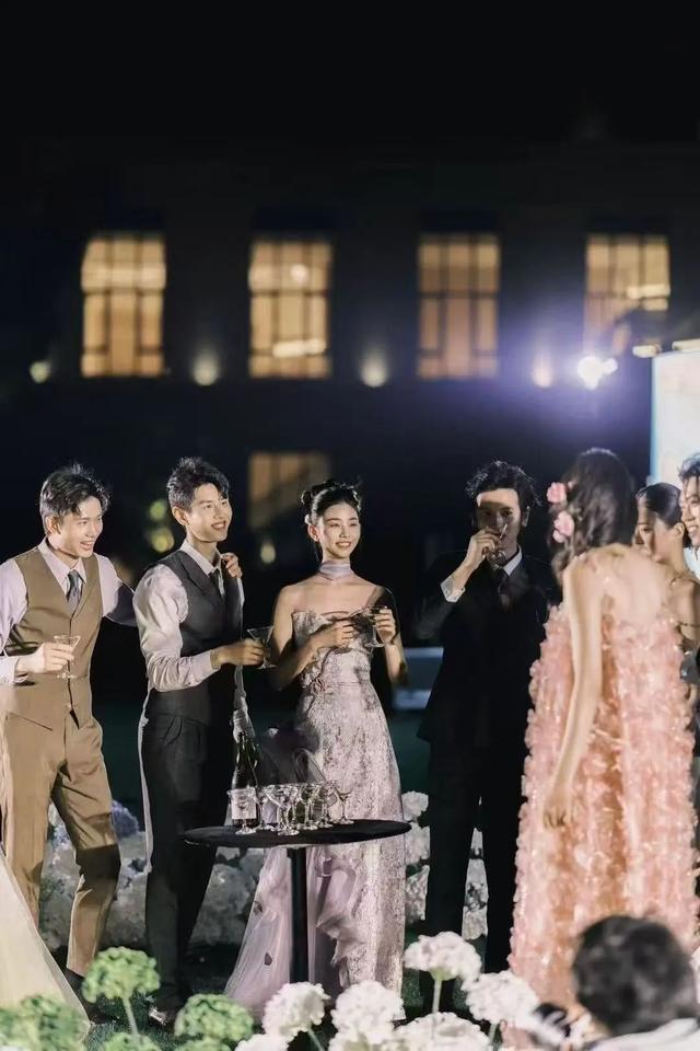 @准新人们！襄城一豪华度假酒店邀请您参加七夕烛光晚宴