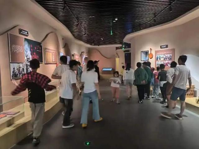 这个元旦，来元阳观赏梯田光影，参加百米长街宴吧