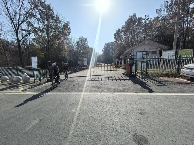 南京老山郊野一日徒步，从狮子岭兜率寺到汤泉惠济寺