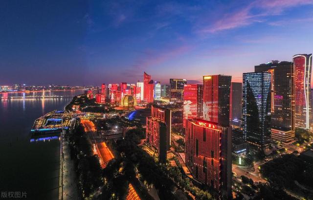 浙江省“第一大城市”，GDP破万亿，被认为是广州的最强竞争对手