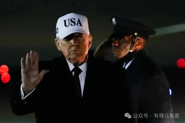 “间接关税”砸向伊朗