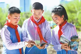 春暖花开 书香满园——4•23世界读书日暨全民阅读活动在人民公园举行图片