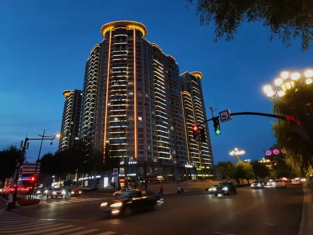 美轮美奂的吉林松花江畔夜景