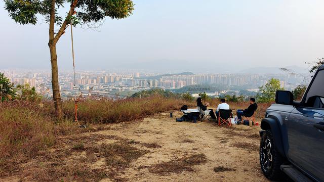 梅城西郊发现俯瞰梅城的最佳景点，一眼可见皇家名典金沙湾千佛塔