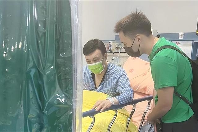 从歌王沦为“台独”的他，赔光家产还欠下百万债务，如今晚年凄凉